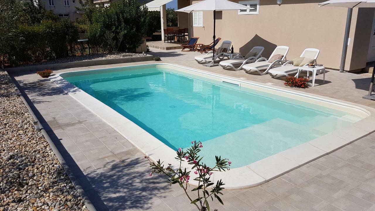 Apartmani Vila Karla, Dobropoljana, Otok Pasman Ngoại thất bức ảnh