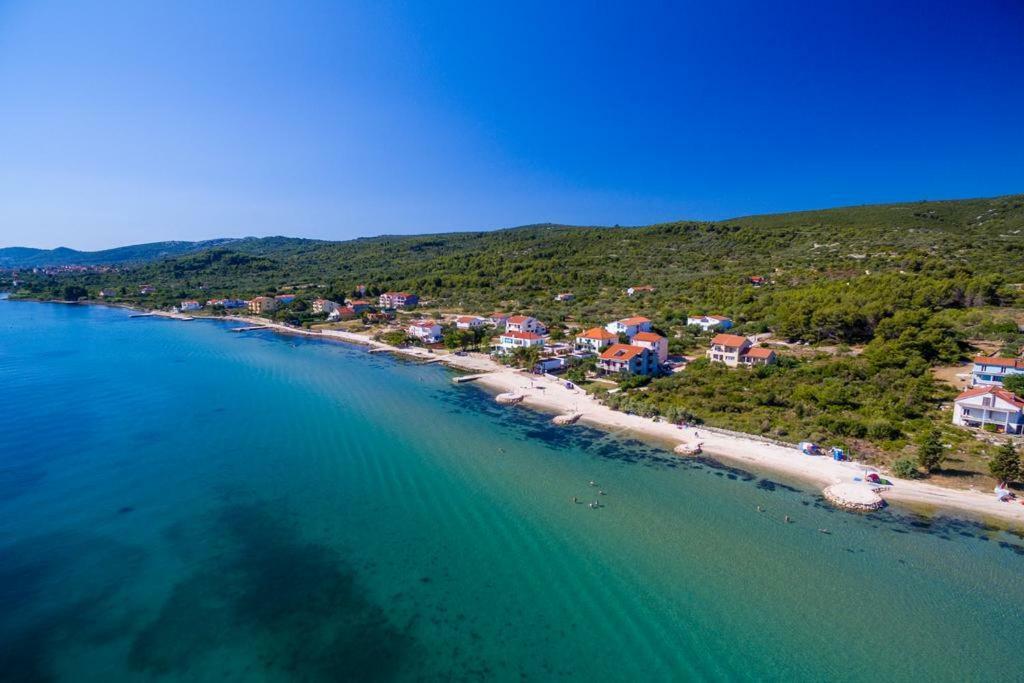 Apartmani Vila Karla, Dobropoljana, Otok Pasman Ngoại thất bức ảnh